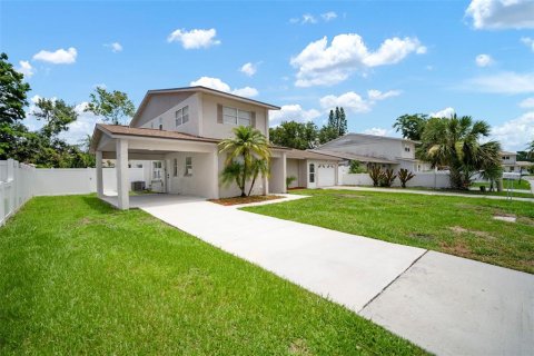 House in Oldsmar, Florida 2 bedrooms, 126.35 sq.m. № 1805519 - photo 1