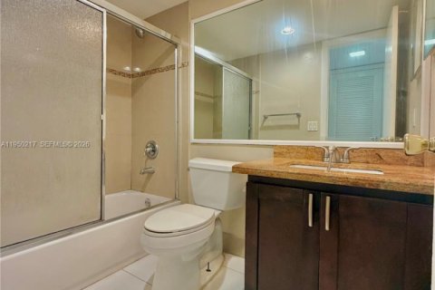 Купить кондоминиум в Помпано-Бич, Флорида 2 спальни, 92.9м2, № 2006948 - фото 22