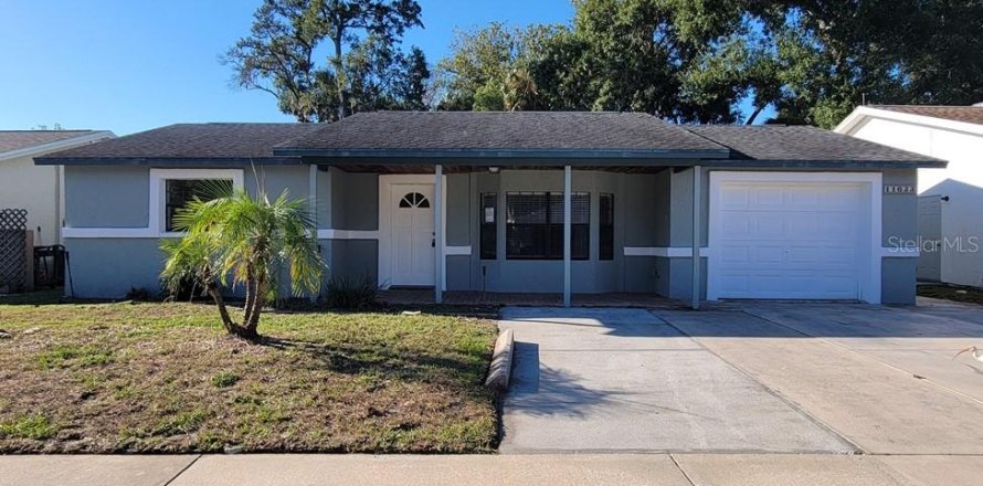 Villa ou maison à Port Richey, Floride 4 chambres, 206.99 m2 № 2239360