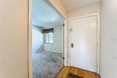 Condo in Altamonte Springs, Florida, 3 bedrooms № 2144762 - photo 9