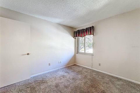 Condo in Altamonte Springs, Florida, 3 bedrooms № 2144762 - photo 23