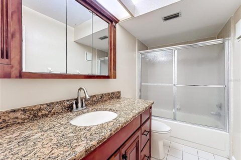 Condo in Altamonte Springs, Florida, 3 bedrooms № 2144762 - photo 26