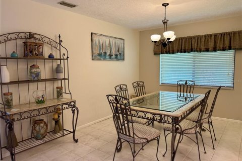 Condo in Bradenton, Florida, 3 bedrooms  № 2395916 - photo 13