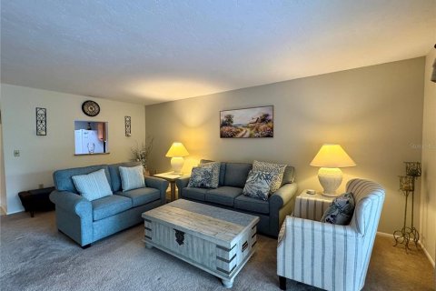 Condo in Bradenton, Florida, 3 bedrooms  № 2395916 - photo 8