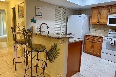 Condo in Bradenton, Florida, 3 bedrooms  № 2395916 - photo 12