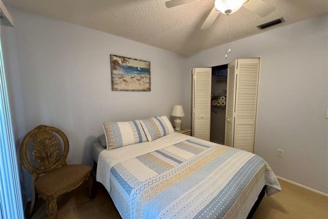 Condo in Bradenton, Florida, 3 bedrooms  № 2395916 - photo 23