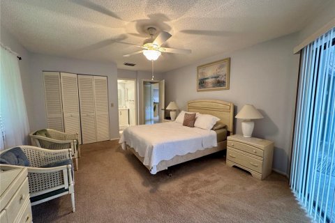 Condo in Bradenton, Florida, 3 bedrooms  № 2395916 - photo 18