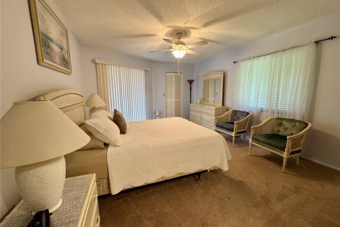 Condo in Bradenton, Florida, 3 bedrooms  № 2395916 - photo 17