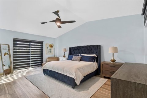 Townhouse in Hollywood, Florida 2 bedrooms, 115.29 sq.m. № 1969462 - photo 10