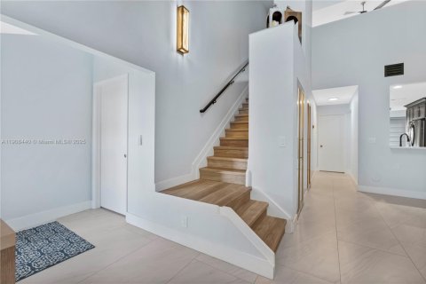 Townhouse in Hollywood, Florida 2 bedrooms, 115.29 sq.m. № 1969462 - photo 15