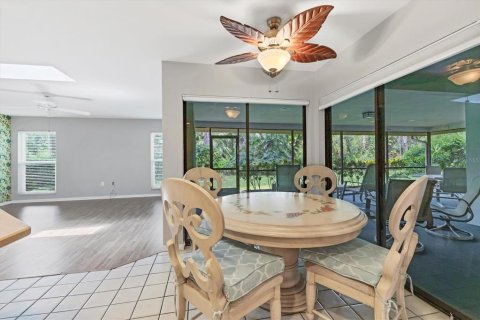 House in Sarasota, Florida 3 bedrooms, 222.32 sq.m. № 1852713 - photo 18