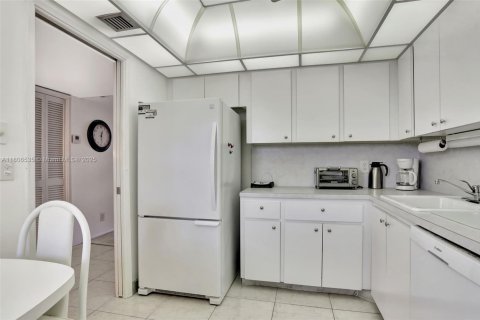 Condominio en venta en Pompano Beach, Florida, 2 dormitorios, 98.85 m2 № 2044385 - foto 5