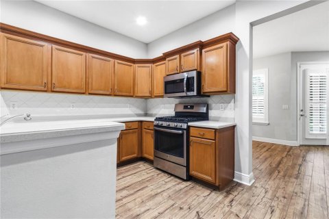 Townhouse in Tampa, Florida 4 bedrooms, 204.76 sq.m. № 2229966 - photo 3