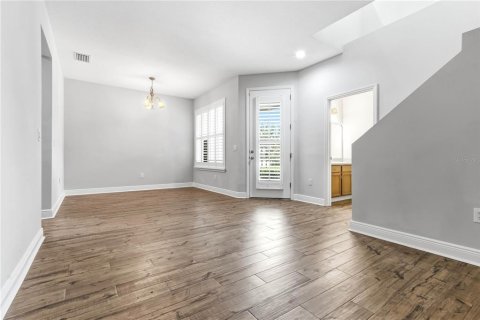 Townhouse in Tampa, Florida 4 bedrooms, 204.76 sq.m. № 2229966 - photo 27