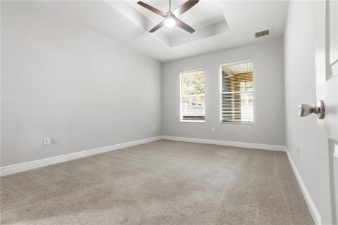 Townhouse in Tampa, Florida 4 bedrooms, 204.76 sq.m. № 2229966 - photo 9