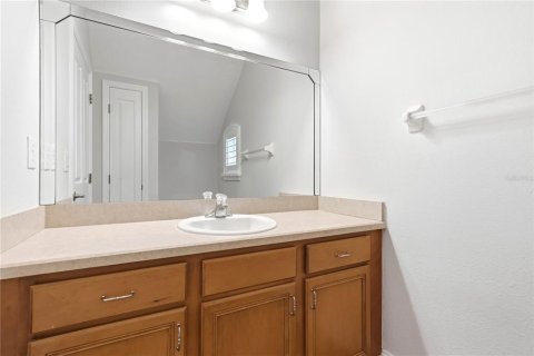 Townhouse in Tampa, Florida 4 bedrooms, 204.76 sq.m. № 2229966 - photo 8
