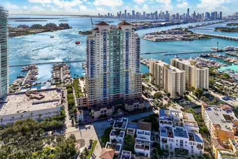Adosado en venta en Miami Beach, Florida, 3 dormitorios, 162.58 m2 № 2432544 - foto 19