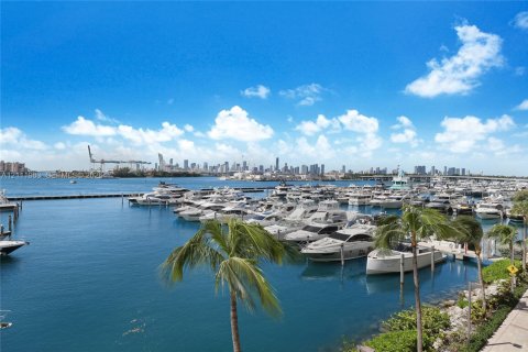 Adosado en venta en Miami Beach, Florida, 3 dormitorios, 162.58 m2 № 2432544 - foto 6