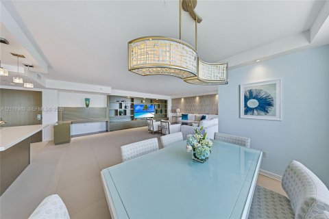 Adosado en venta en Miami Beach, Florida, 3 dormitorios, 162.58 m2 № 2432544 - foto 2