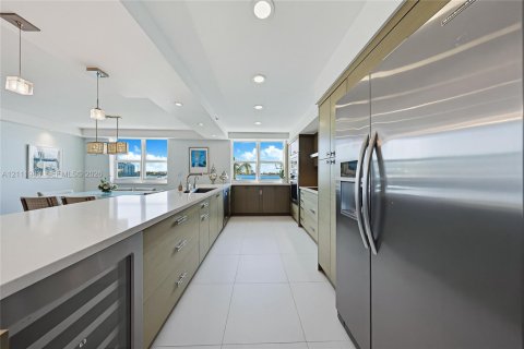 Adosado en venta en Miami Beach, Florida, 3 dormitorios, 162.58 m2 № 2432544 - foto 8