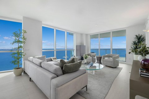 Copropriété à louer à Miami Beach, Floride: 3 chambres, 169.08 m2 № 2390151 - photo 2