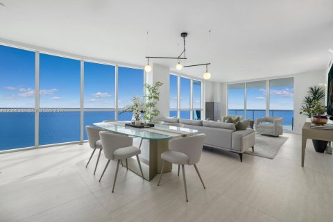 Condo à Miami Beach, Floride, 3 chambres  № 2390151