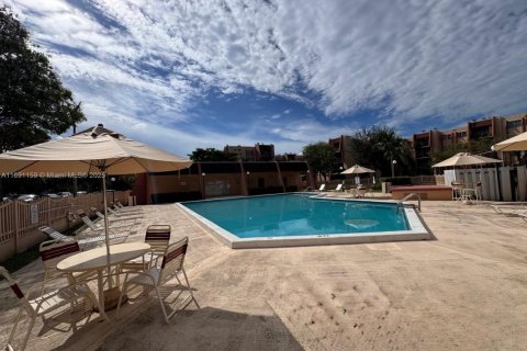 Condominio en venta en Miami, Florida, 3 dormitorios, 108.42 m2 № 1944054 - foto 6