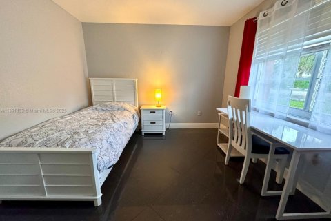 Condominio en venta en Miami, Florida, 3 dormitorios, 108.42 m2 № 1944054 - foto 28