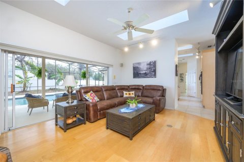 Casa en venta en Lake Mary, Florida, 5 dormitorios, 284.37 m2 № 1548593 - foto 11