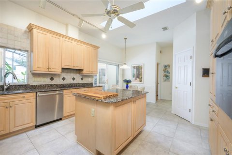 Casa en venta en Lake Mary, Florida, 5 dormitorios, 284.37 m2 № 1548593 - foto 12