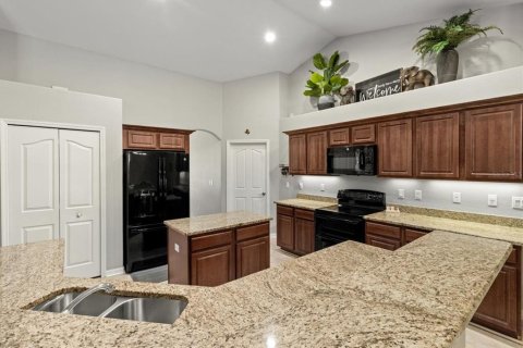 House in Beverly Hills, Florida 4 bedrooms, 248.61 sq.m. № 1780890 - photo 14