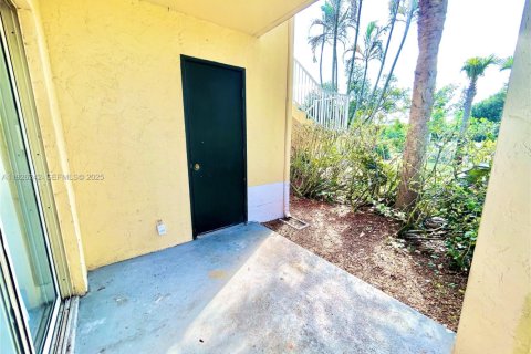 Condominio en alquiler en Boca Raton, Florida, 42.08 m2 № 1984544 - foto 17