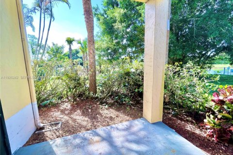 Condominio en alquiler en Boca Raton, Florida, 42.08 m2 № 1984544 - foto 19