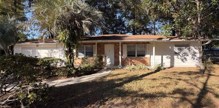 Casa en Gainesville, Florida 3 dormitorios, 108.7 m2 № 2103950