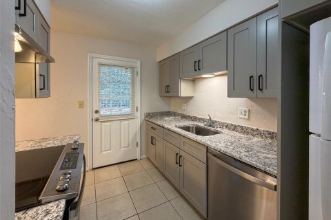 Casa en alquiler en Gainesville, Florida, 3 dormitorios, 108.7 m2 № 2103950 - foto 5