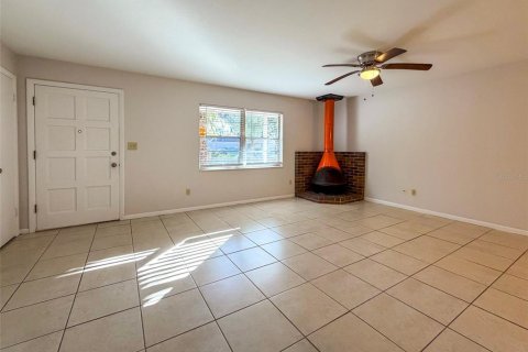 Casa en alquiler en Gainesville, Florida, 3 dormitorios, 108.7 m2 № 2103950 - foto 9