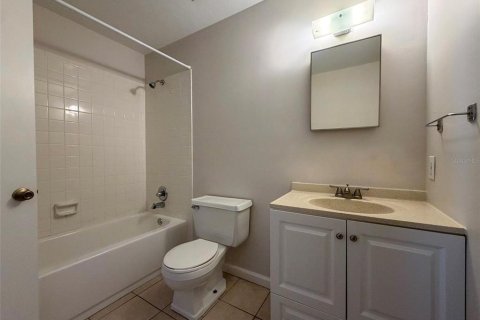 Casa en alquiler en Gainesville, Florida, 3 dormitorios, 108.7 m2 № 2103950 - foto 13