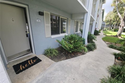 Condo in Altamonte Springs, Florida, 1 bedroom  № 1912597 - photo 5