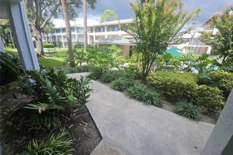 Condo in Altamonte Springs, Florida, 1 bedroom  № 1912597 - photo 6