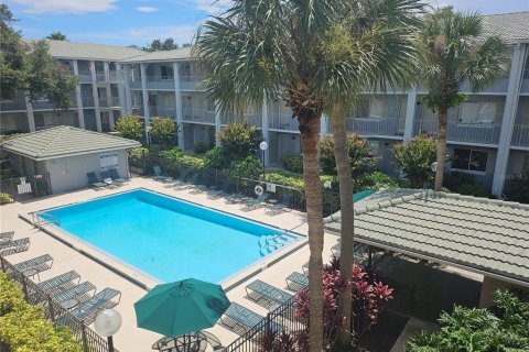 Condo in Altamonte Springs, Florida, 1 bedroom  № 1912597 - photo 2