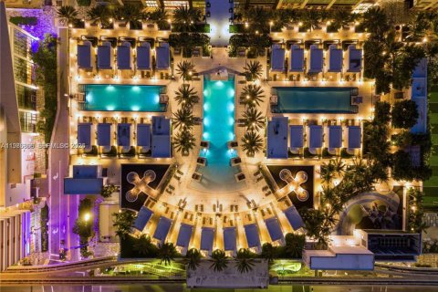 Купить кондоминиум в Майами, Флорида 4 спальни, 359.25м2, № 2044942 - фото 28