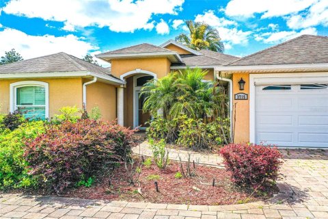 Villa ou maison à Sebring, Floride 3 chambres, 161.84 m2 № 2287894