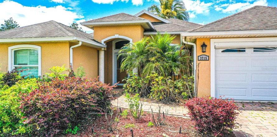 Villa ou maison à Sebring, Floride 3 chambres, 161.84 m2 № 2287894