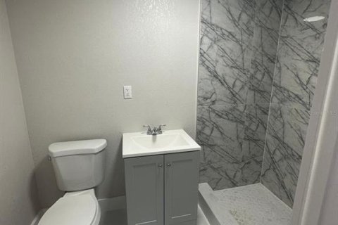 Propiedad comercial en venta en Jacksonville, Florida, 7 dormitorios, 281.77 m2 № 2093667 - foto 10