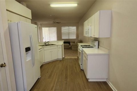 House in Wesley Chapel, Florida 2 bedrooms, 132.11 sq.m. № 1849411 - photo 22