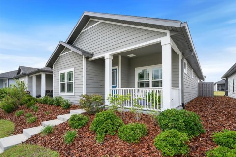 House in Gainesville, Florida 3 bedrooms, 149.67 sq.m. № 2213893 - photo 2