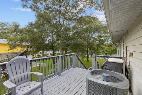 Villa ou maison à vendre à Bell, Floride: 2 chambres, 135.27 m2 № 2299005 - photo 15