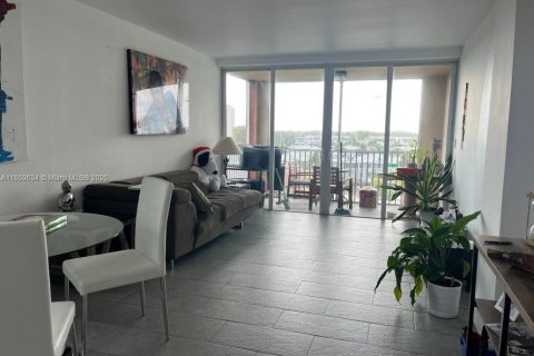Copropriété à louer à Miami, Floride: 1 chambre, 80.36 m2 № 1928958 - photo 2