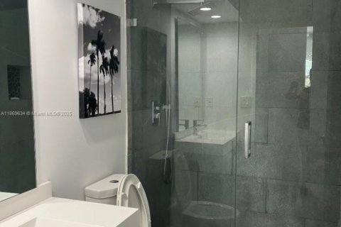 Copropriété à louer à Miami, Floride: 1 chambre, 80.36 m2 № 1928958 - photo 5
