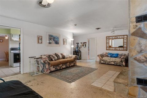 Casa en venta en Floral City, Florida, 3 dormitorios, 200.58 m2 № 2222538 - foto 8